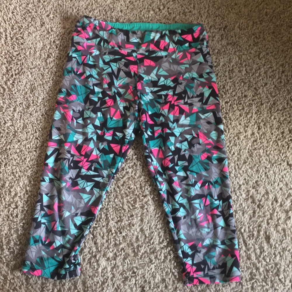 Athletic leggings